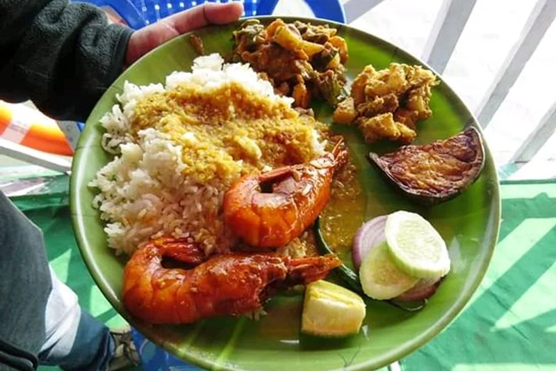 Fresh Bengali Food on Boat